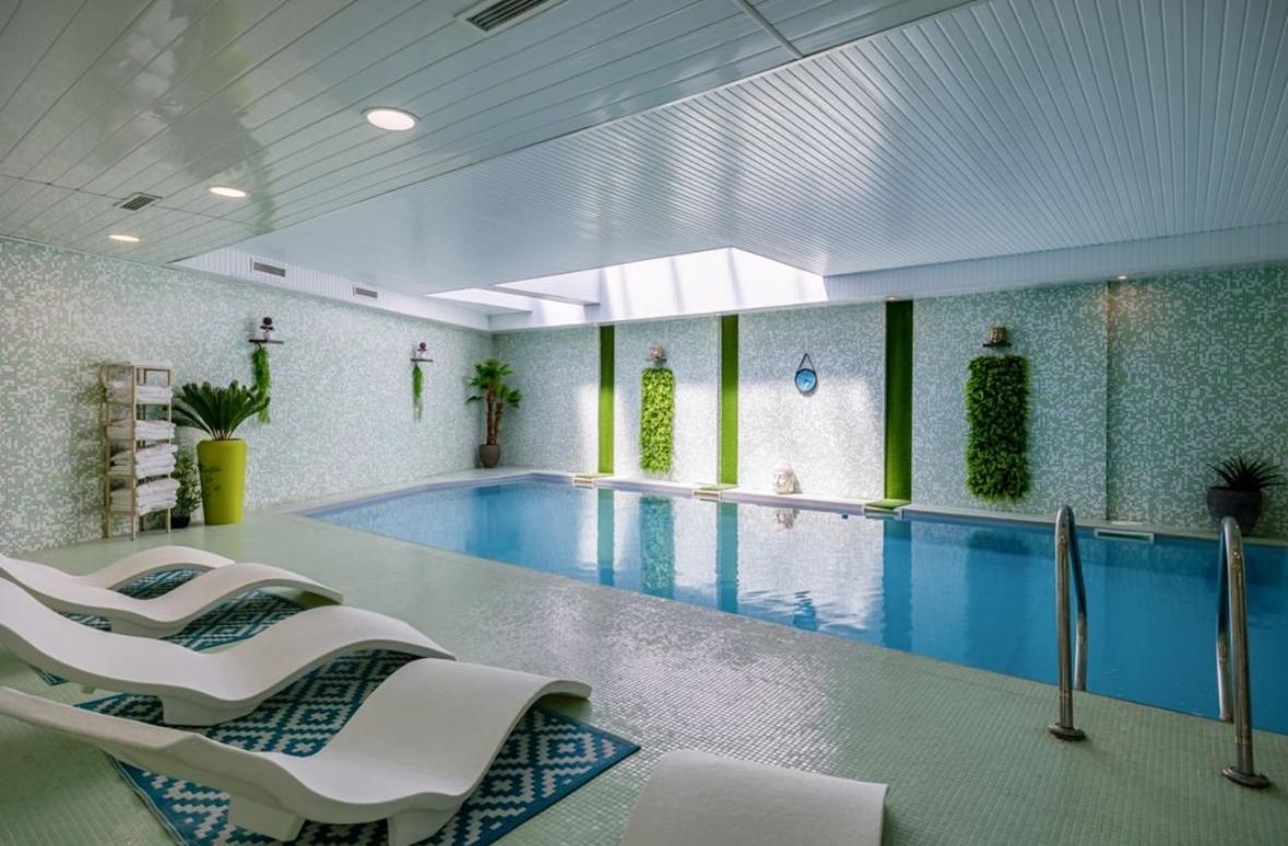 Hotel Et Spa Du Chateau ラゴール エクステリア 写真